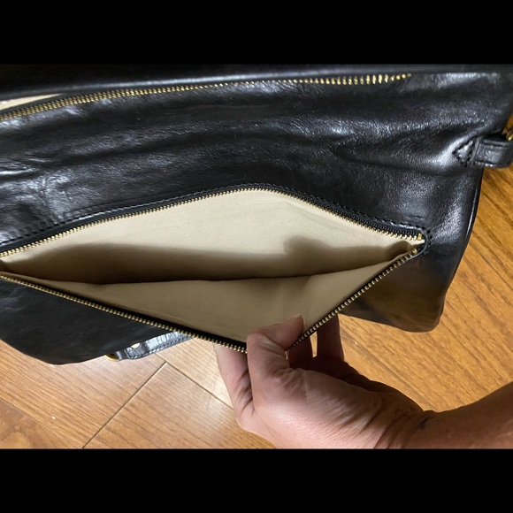 Tory Burch Reva Clutch Shoulder Bag - Picture 4 of 6